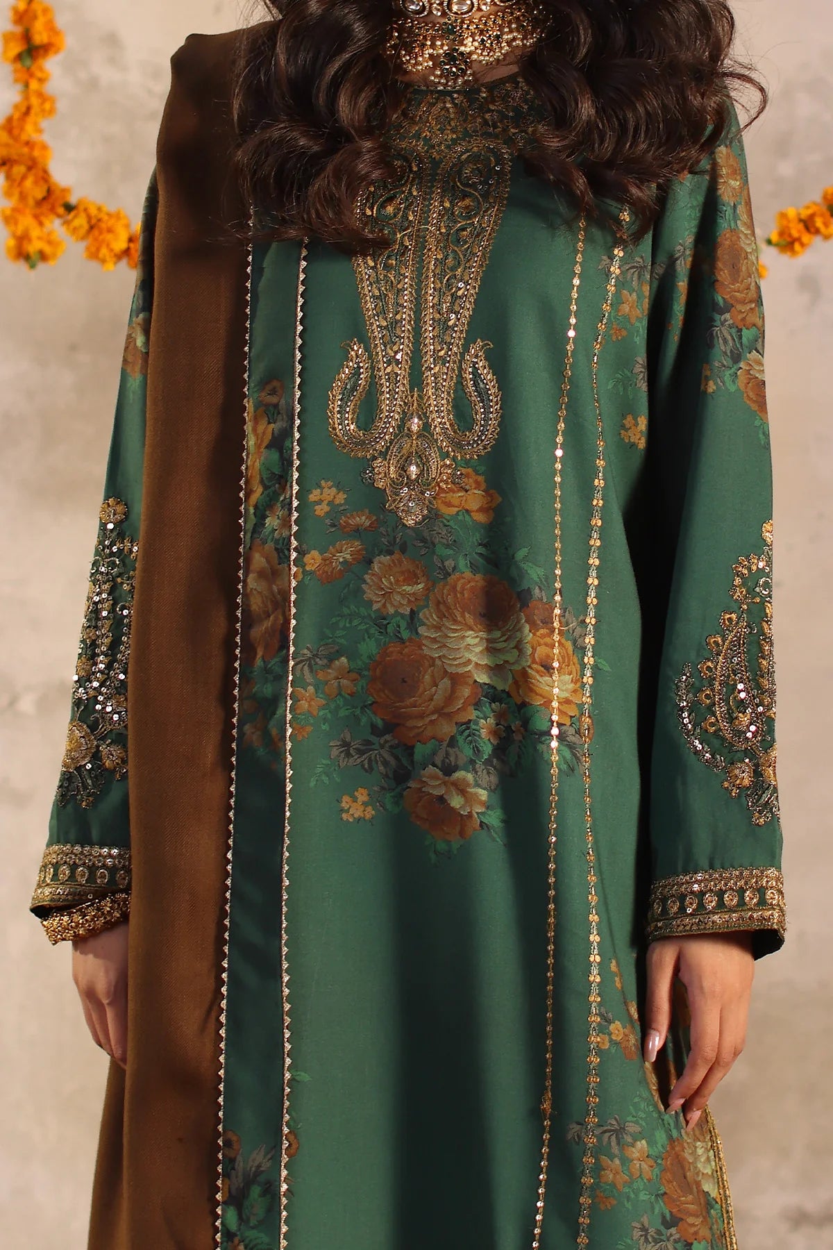 CHARIZMA MIRAAS VOL 1 2024 STITCHED - CMW4-04