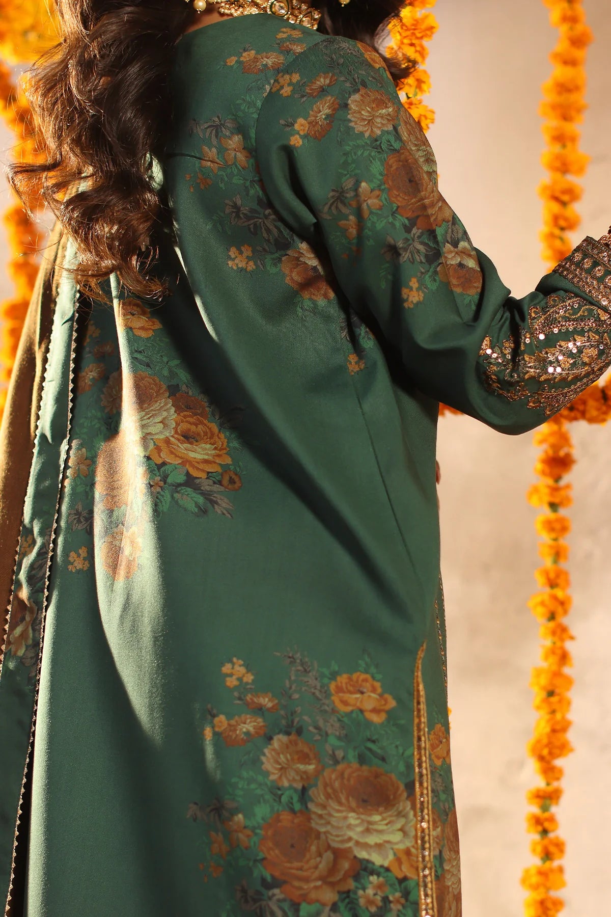CHARIZMA MIRAAS VOL 1 2024 STITCHED - CMW4-04